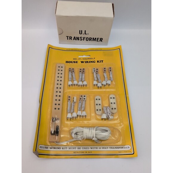 Dollhouse Miniature 12v Wiring System Power Strip w/Transformer 1:12 Scale - Picture 1 of 6
